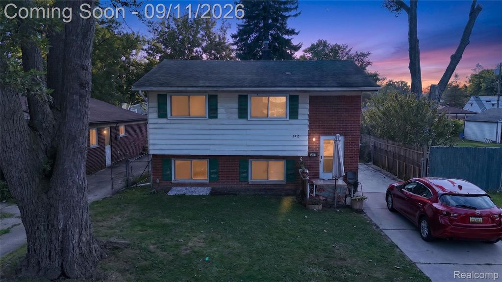 5418 Harding Street, Dearborn Heights