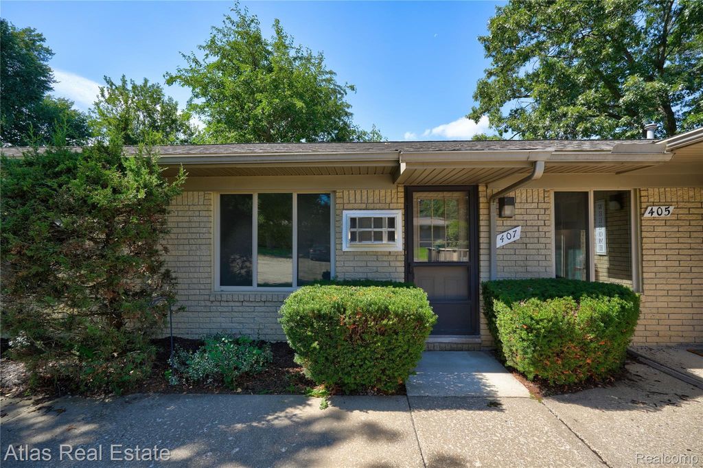 407 W Drahner Road, Oxford