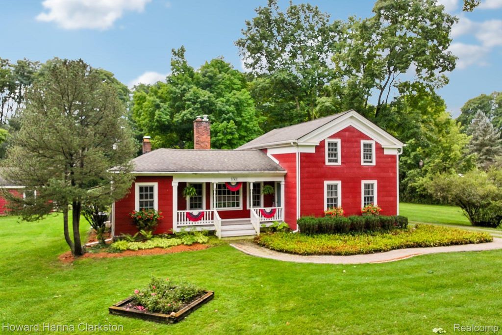 8301 Foster Road, Springfield charter township