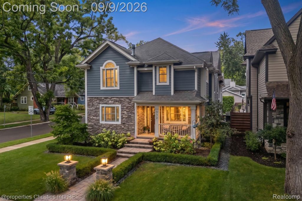 932 Roselawn Drive, Rochester city