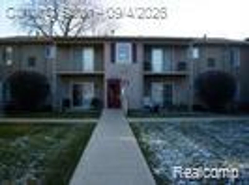 9949 Allen Pointe Drive, Allen Park