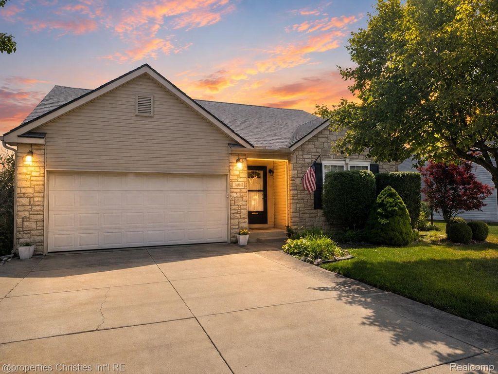 1892 Elkton Drive, Frenchtown township