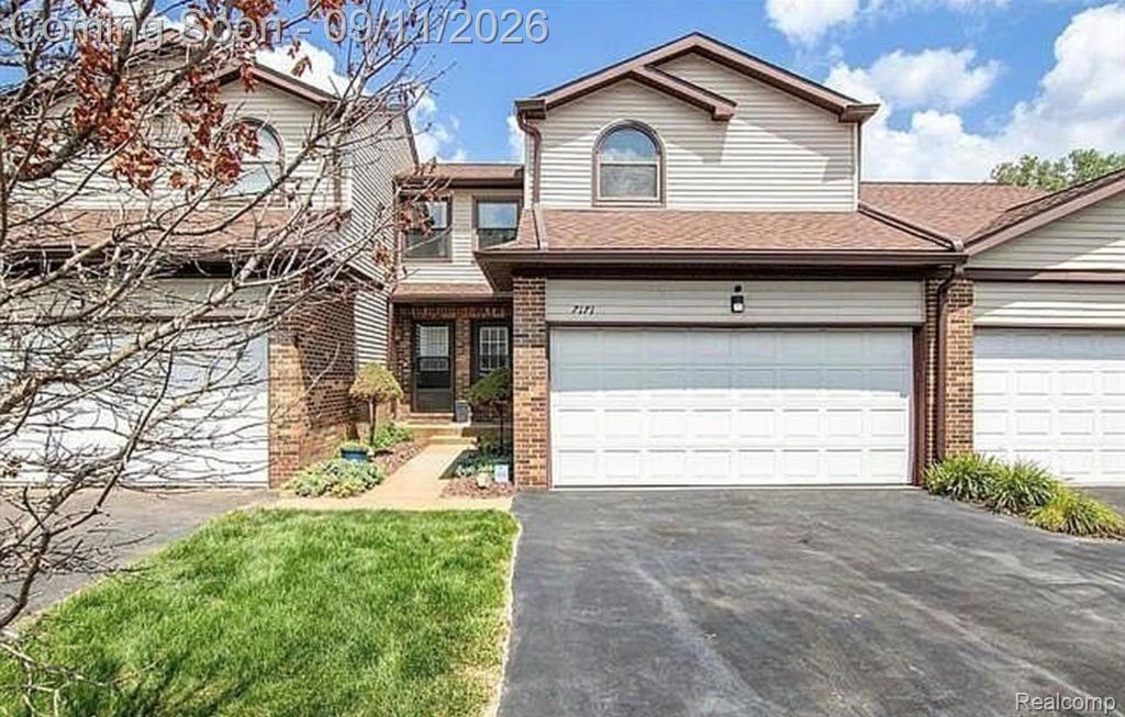 7171 Bluewater Drive, Springfield charter township