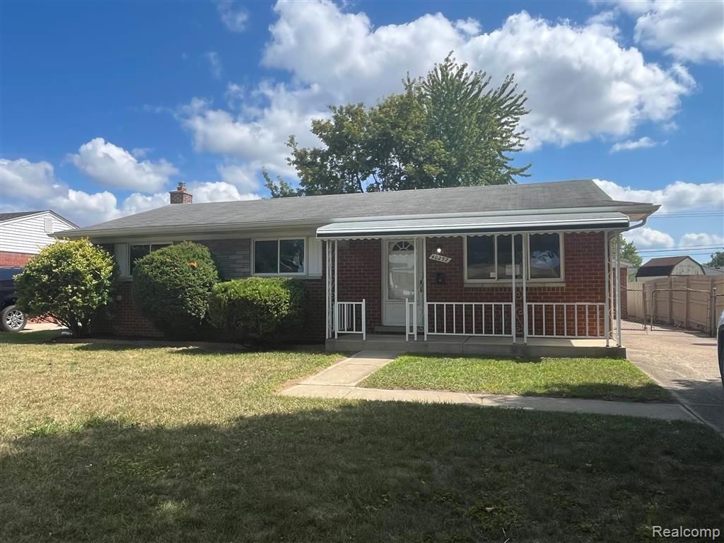40252 Hamilton Drive, Sterling Heights city