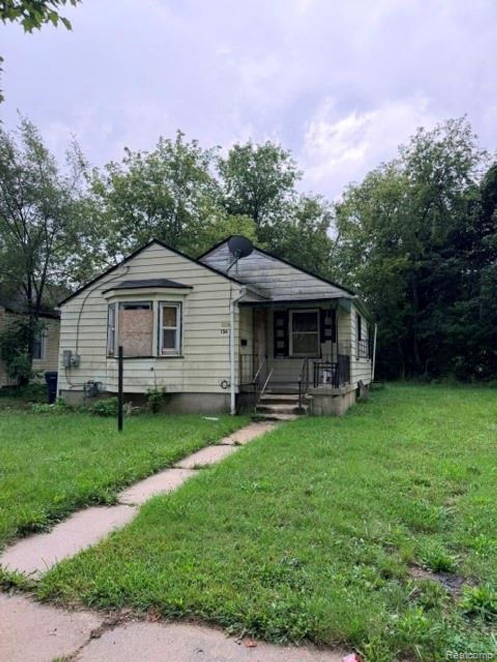 136 E Mcclellan Street, Flint city
