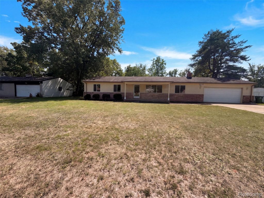 467 Paragon Drive, Troy