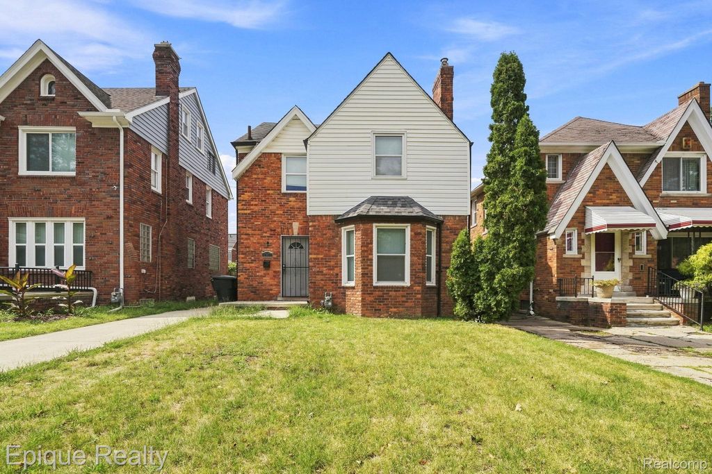 17377 Pennington Drive, Detroit city