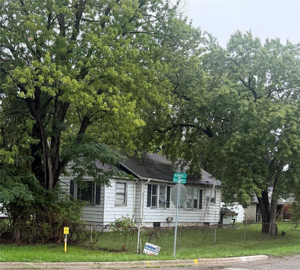 3188 E Hemphill Road, Burton city