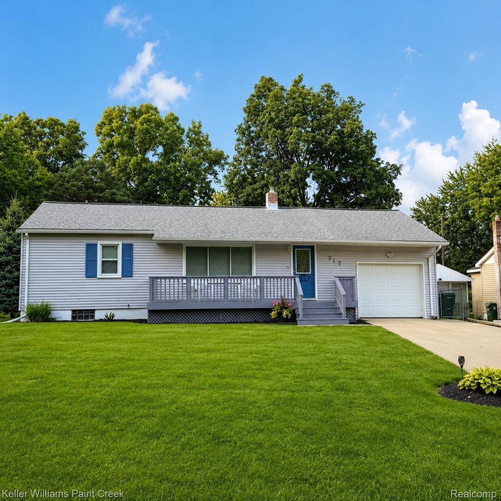 717 Mariday Street, Orion charter township