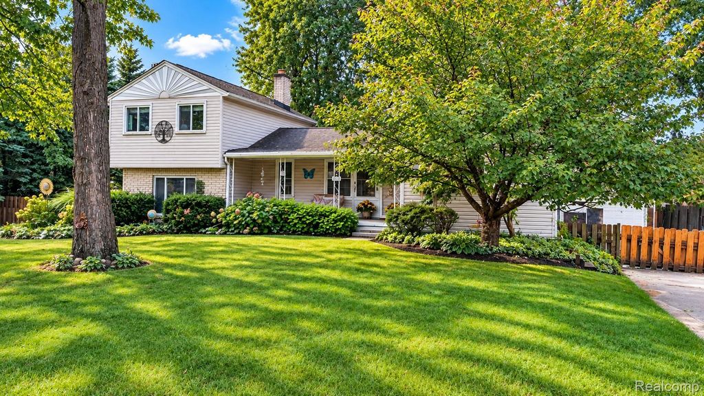 3262 Rockhaven Avenue, Rochester Hills city
