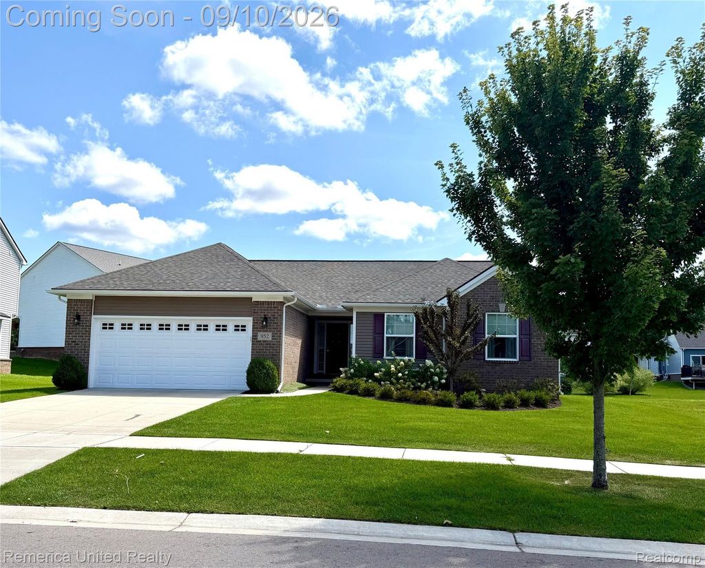 952 Preserve Lane, White Lake charter township