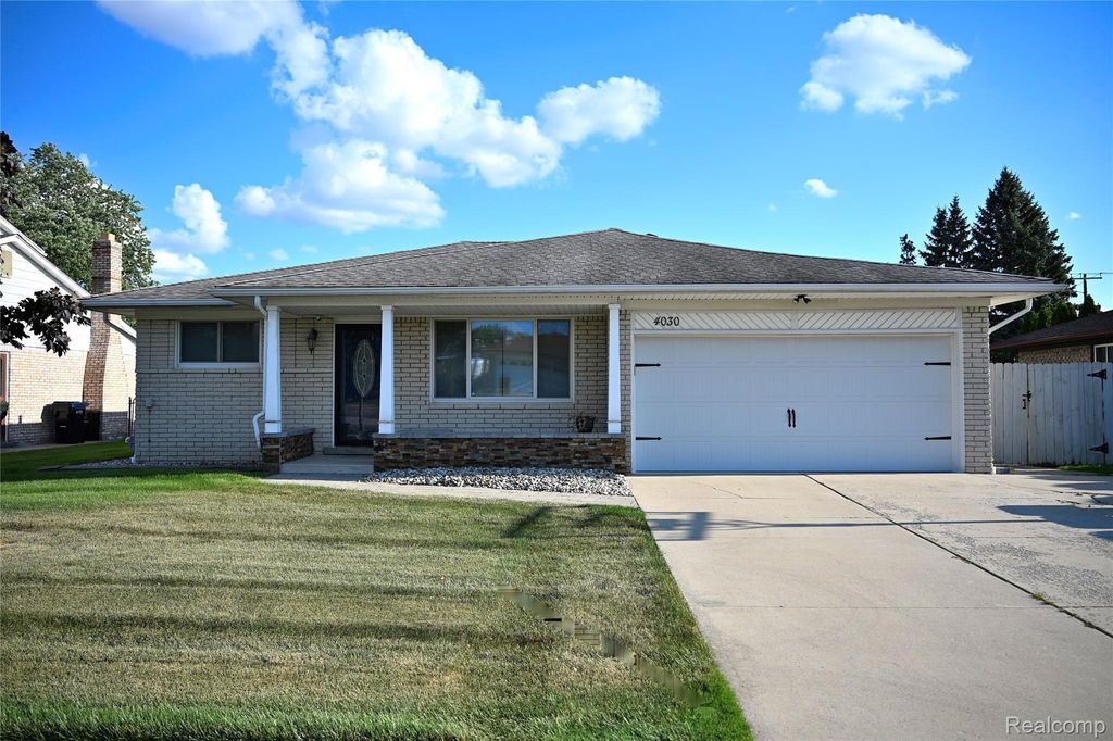 4030 Fox Hill Drive, Sterling Heights city