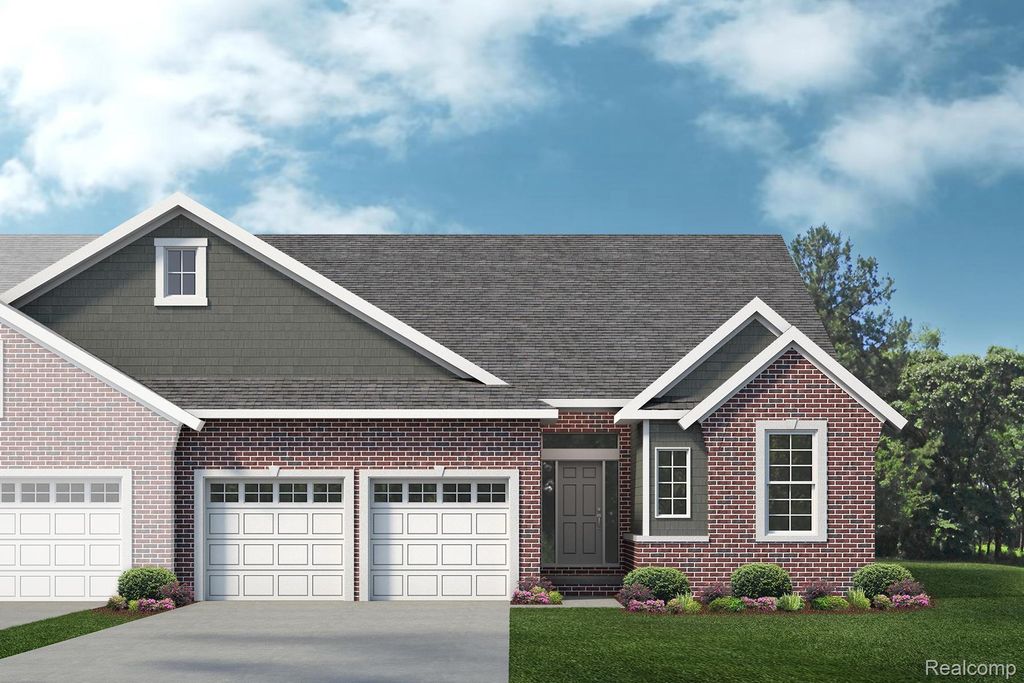 61659 Empire Road, Lyon charter township