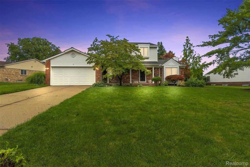 2326 Highsplint Drive, Rochester Hills city
