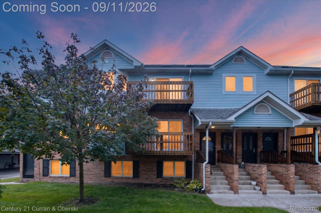 244 Pinewood Drive, Plymouth city