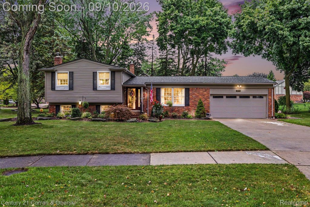 3875 Elizabeth Drive, Troy city