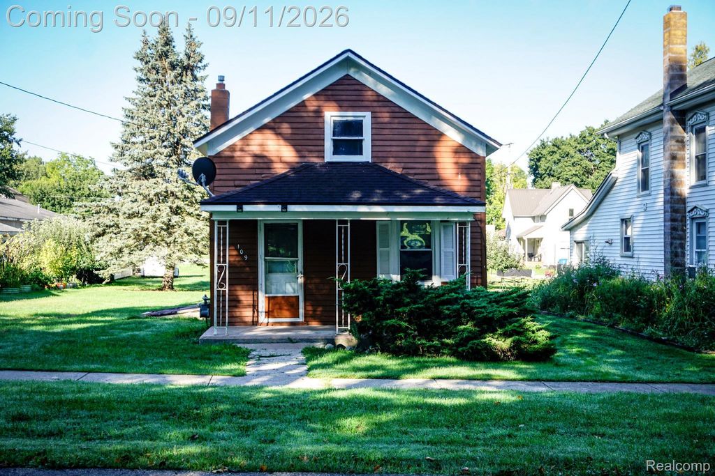 109 N Church Street, Byron village