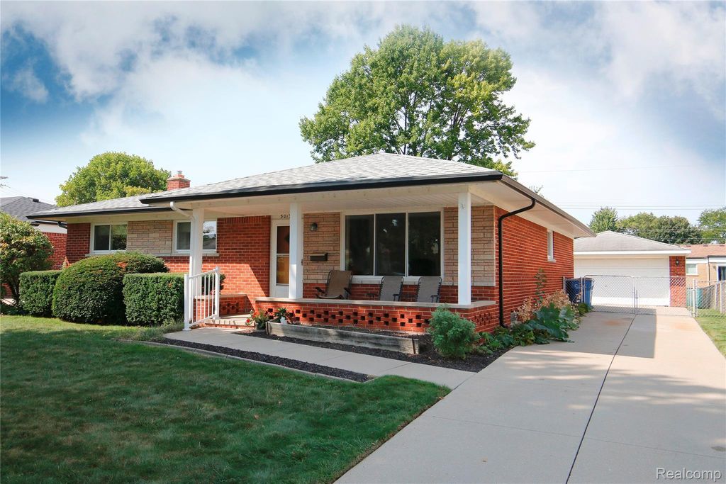 30133 Gloede Drive, Warren city
