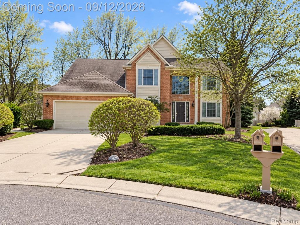 37673 Mckenzie Court, Farmington Hills city