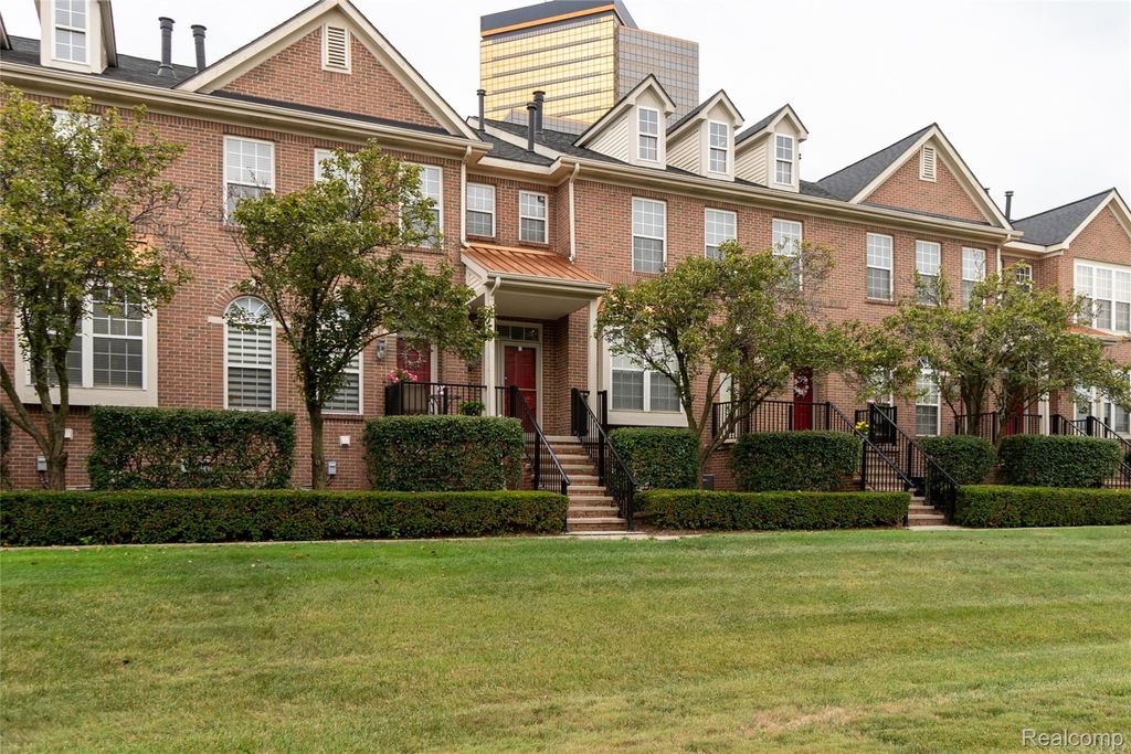 25540 Saint James, Southfield