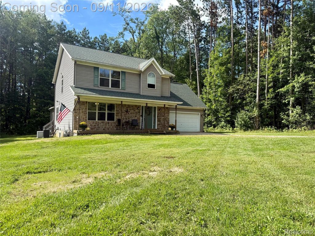 3301 Pine Bluff Court, Oregon township