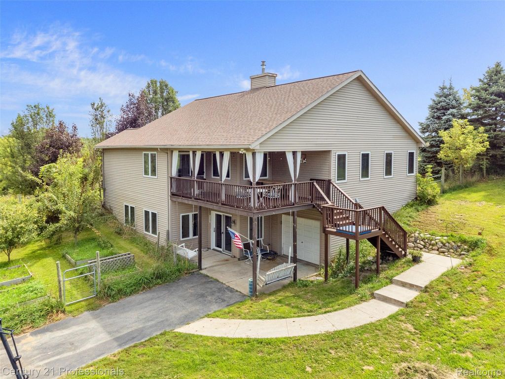 10770 Gloria Greer Lane, Holly