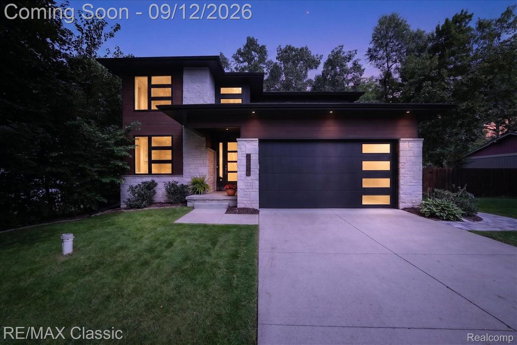 2250 Ryel Boulevard, Commerce charter township