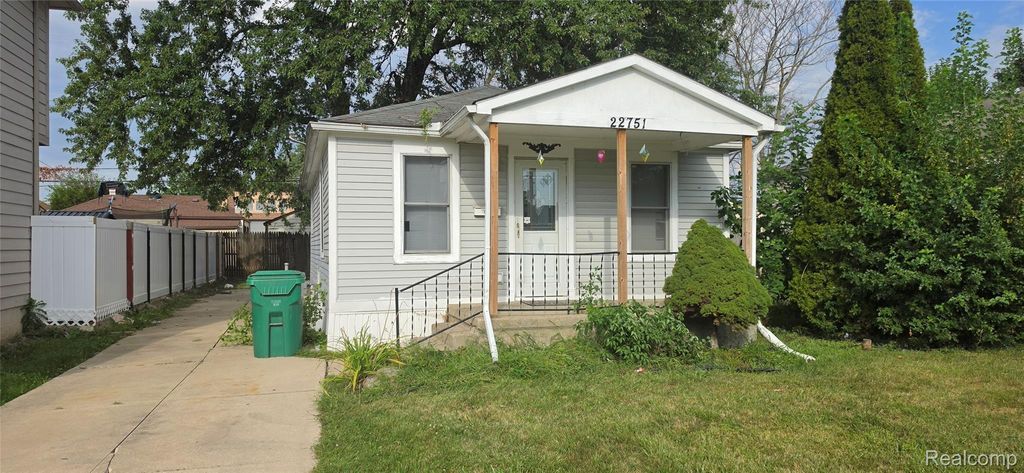 22751 Piper Avenue, Eastpointe city