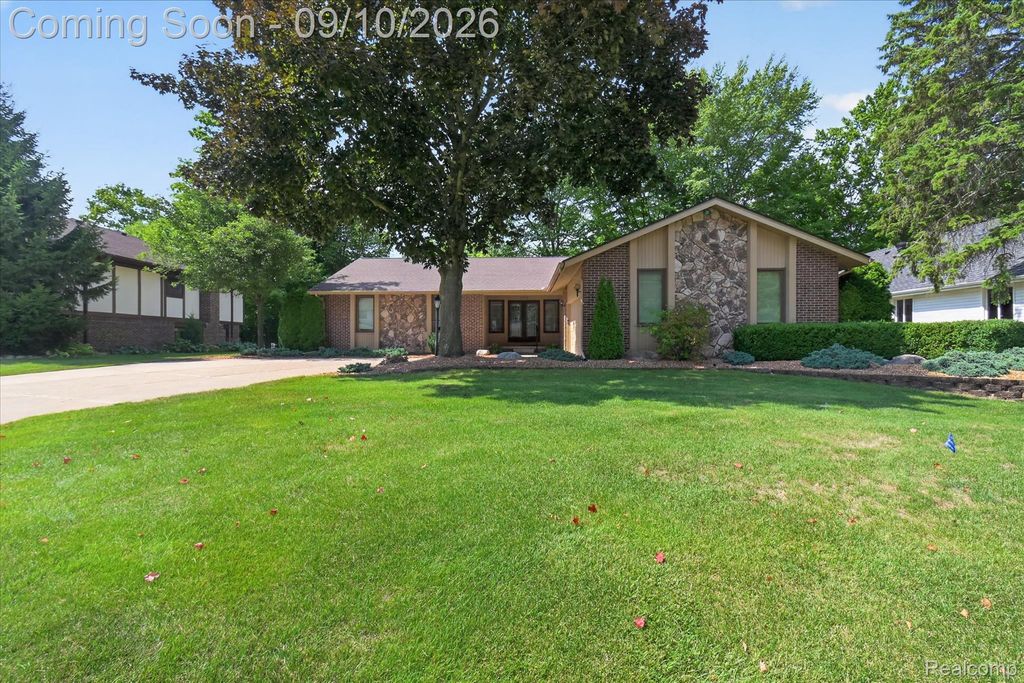 21975 Meridian Lane, Novi city