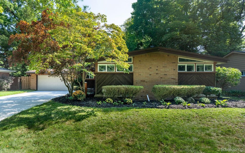 1328 Wrenwood Drive, Troy city