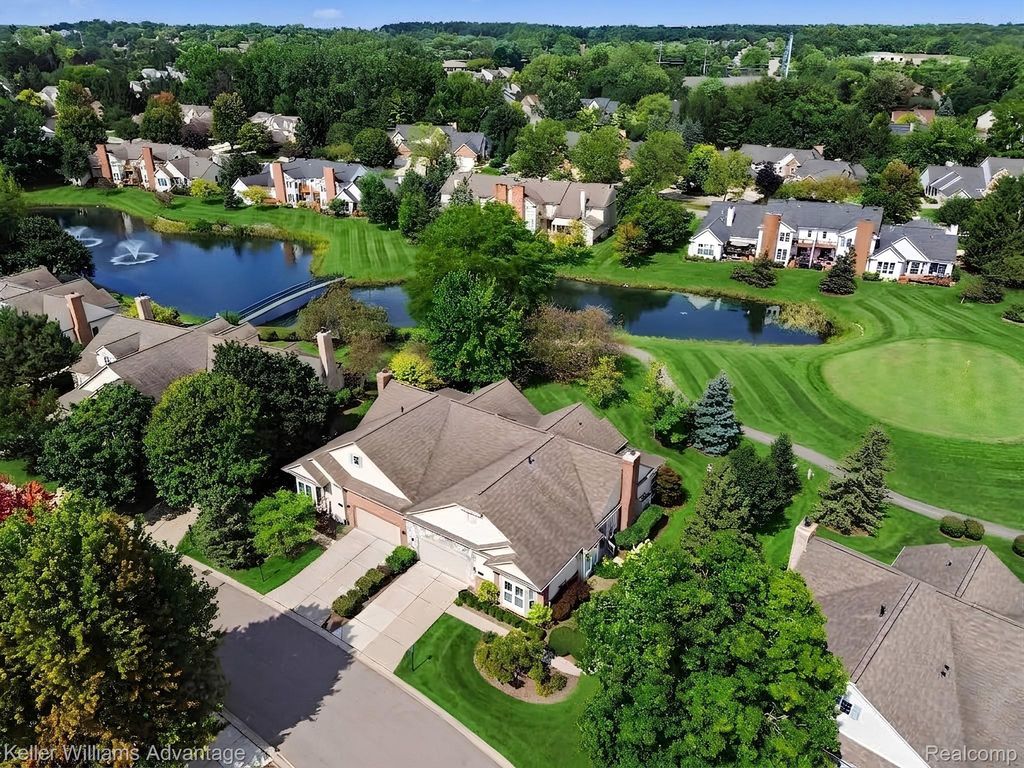 39646 Muirfield Lane, Northville