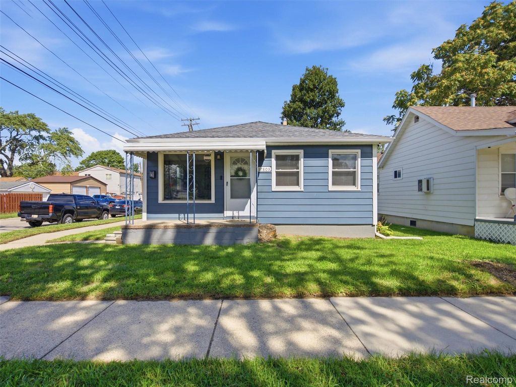 17803 Tennyson Street, Roseville