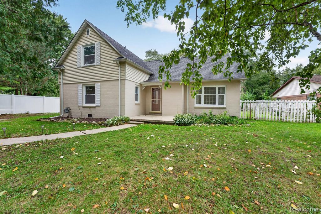 9470 Mortenview Drive, Taylor