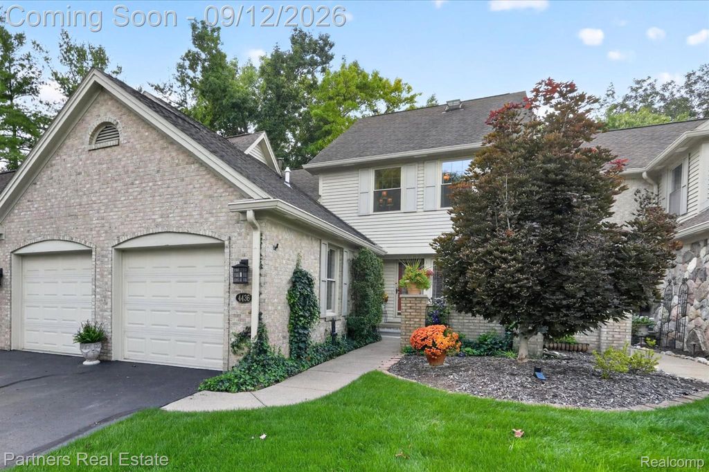 4436 Golf View Drive, Brighton