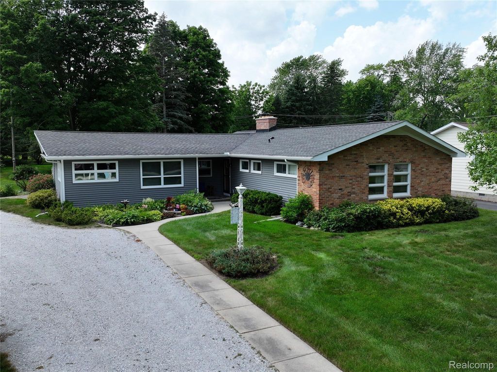 64 Martin Street, Port Sanilac village