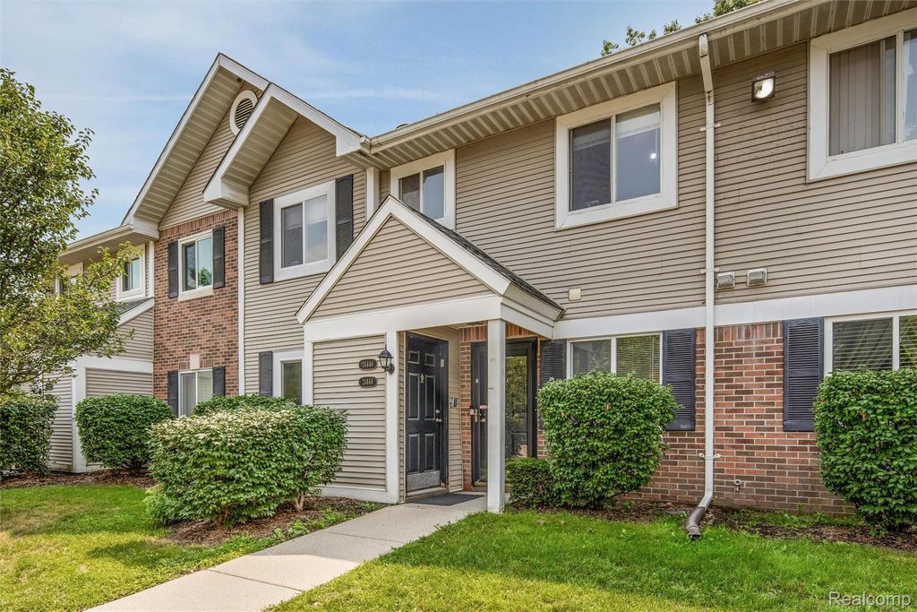 31444 Orchard Creek, Farmington Hills city
