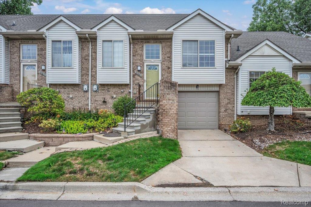 30881 Lee Frank Lane, Madison Heights