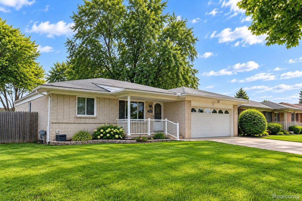 41654 Harvard Drive, Sterling Heights