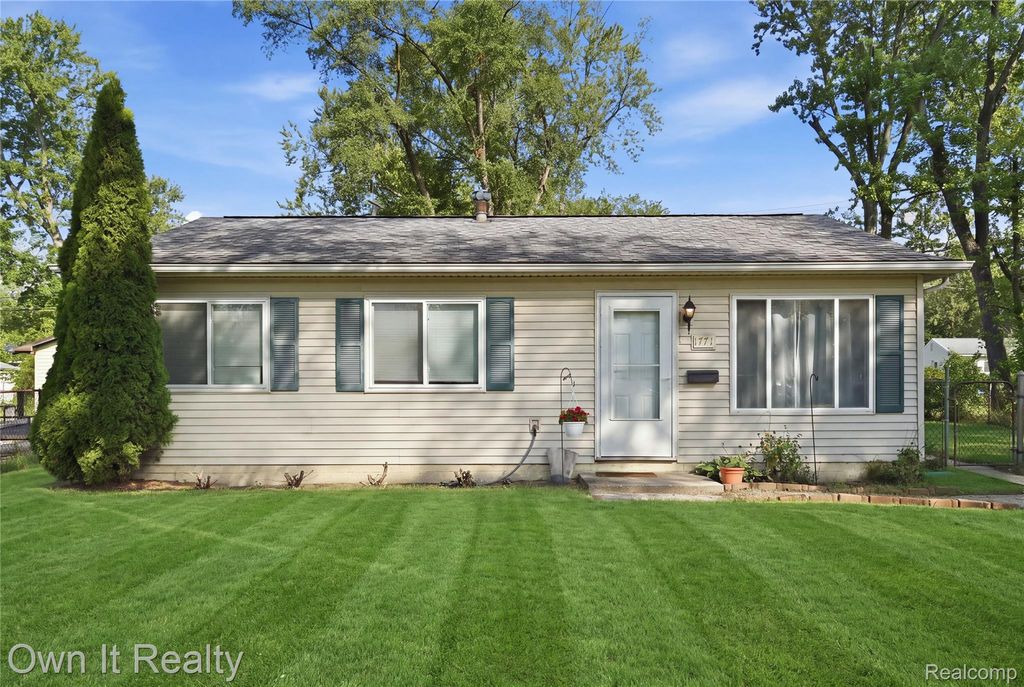 1771 Knowles Street, Ypsilanti charter township