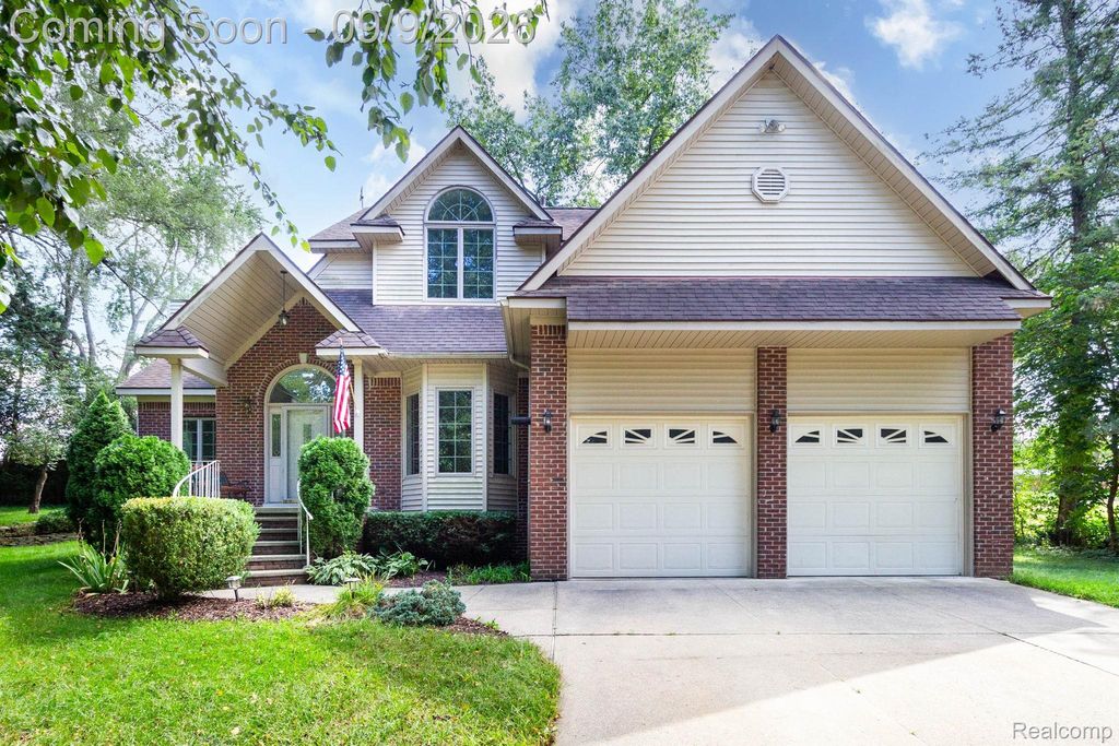 4070 Cottontail Lane, Shelby charter township