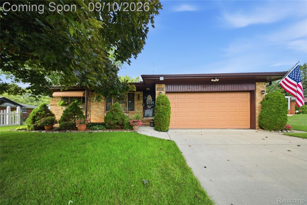 5607 Moceri Lane, Grand Blanc charter township