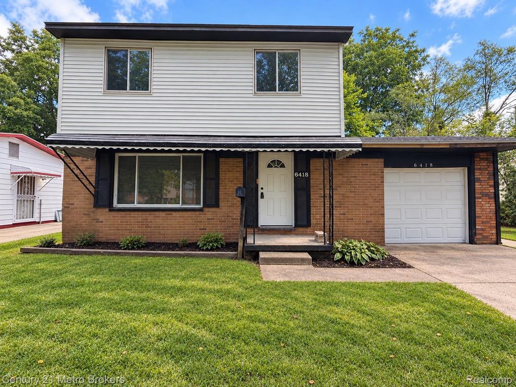 6418 Valorie Lane, Flint