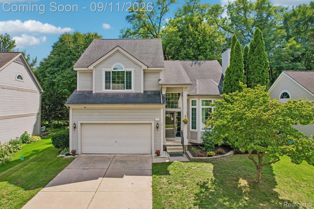 6913 Fox Lane, Waterford charter township