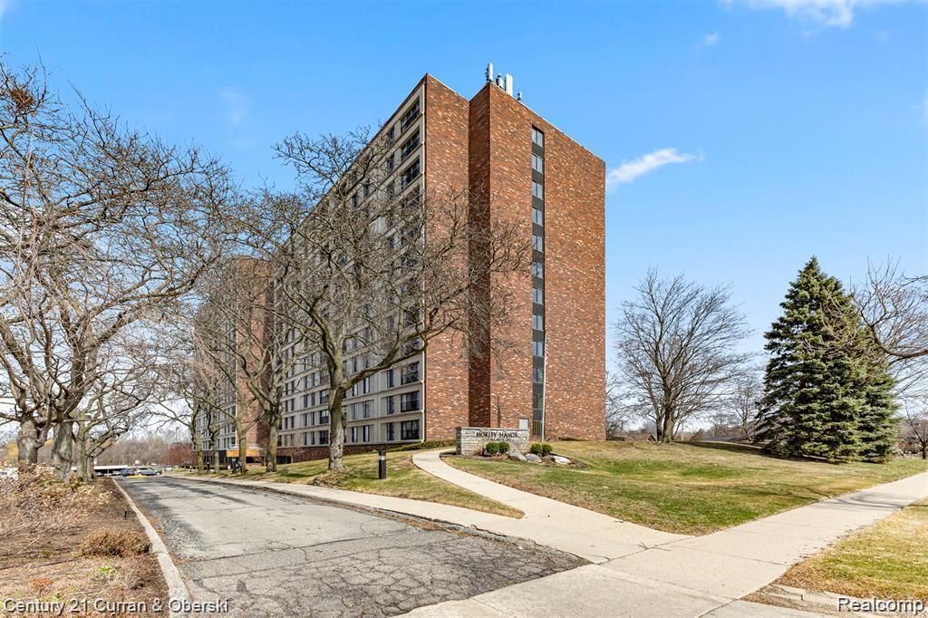 21800 Morley Avenue 618, Dearborn