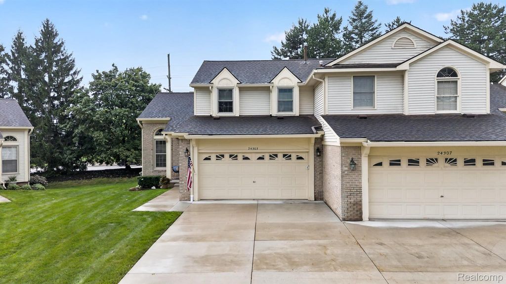 24303 Weathervane Court, Novi