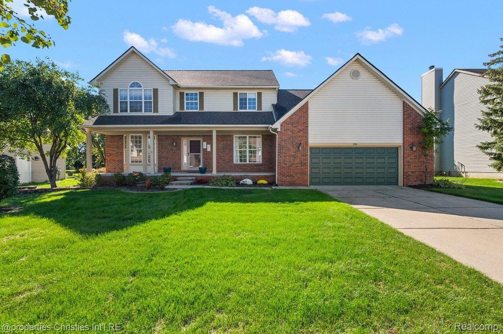 394 Evaline Drive, Troy