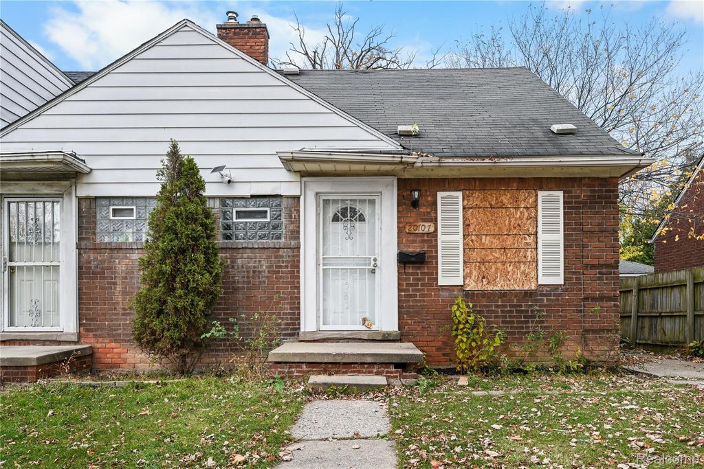 20707 Moross Road, Detroit city