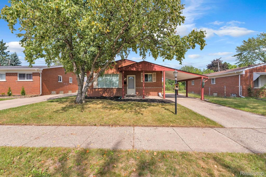 27330 Midway Street, Dearborn Heights