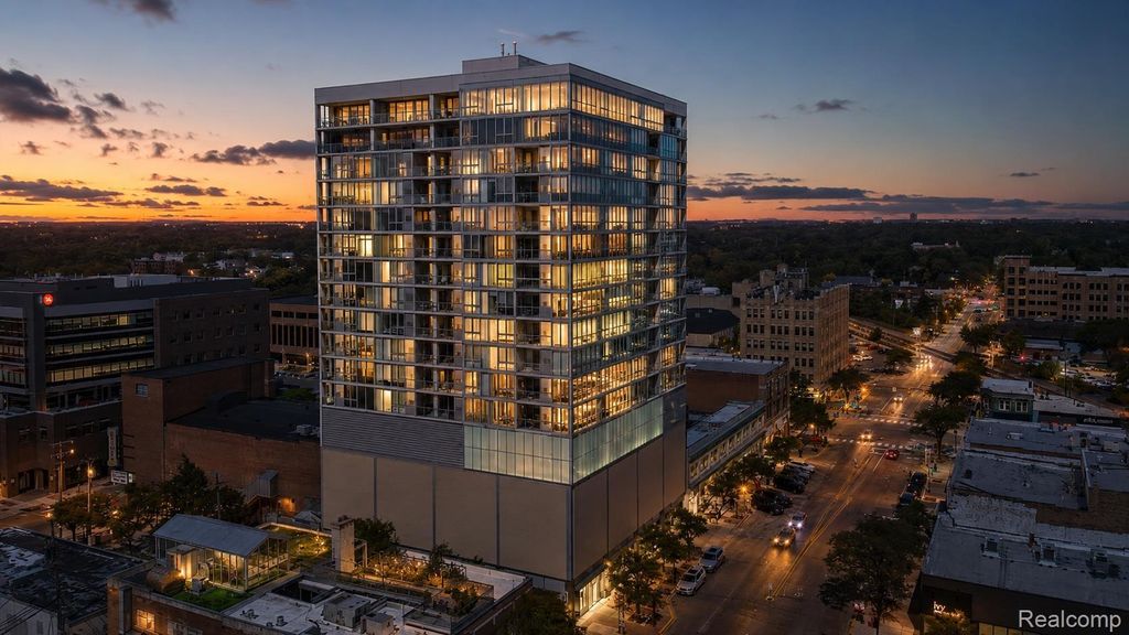 432 S Washington Avenue 806, Royal Oak