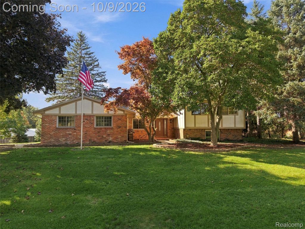 5150 Glengate Road, Rochester